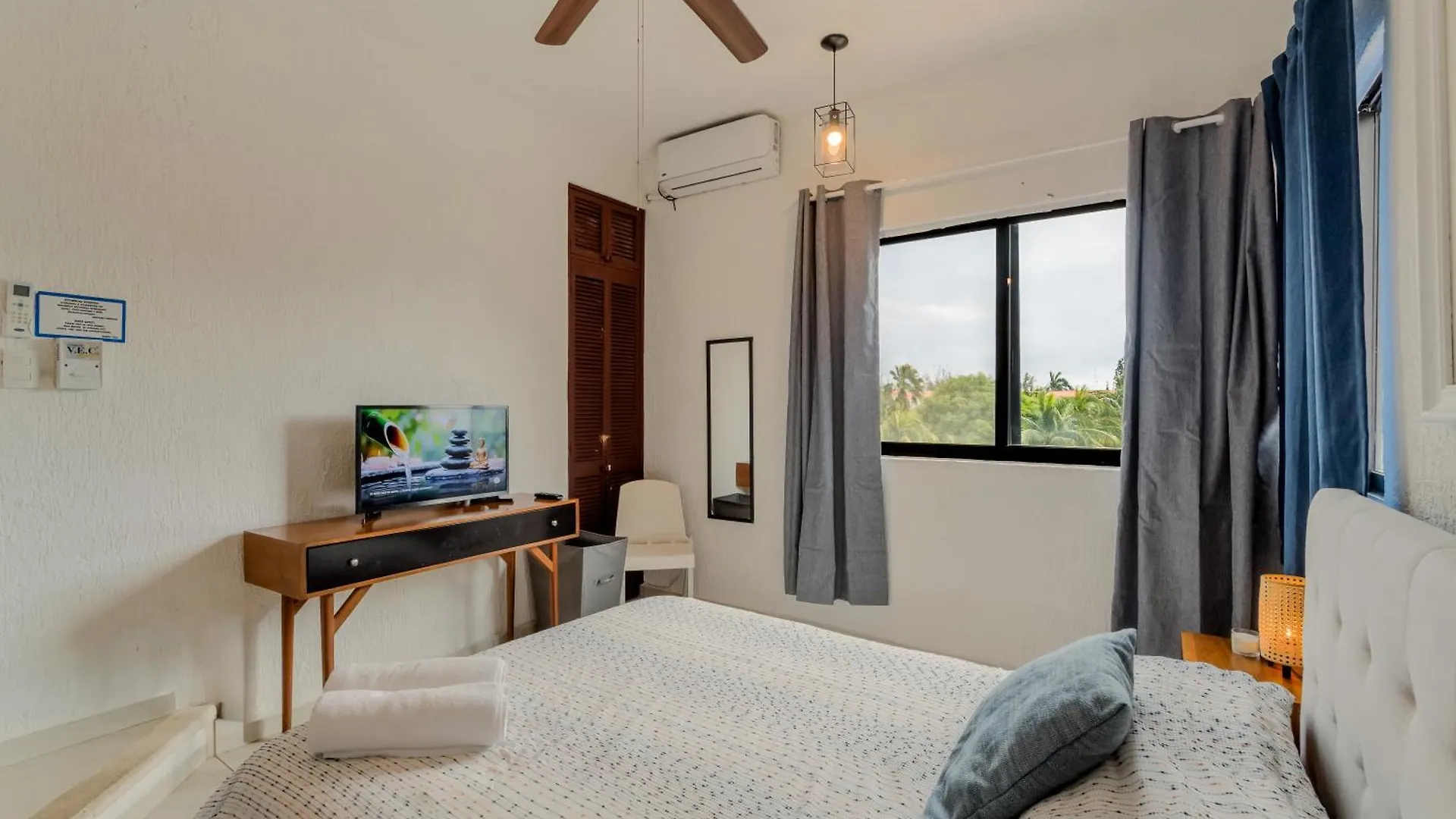 Apartment Chic Lagoon Front Villa By Casa Paraiso Cancun