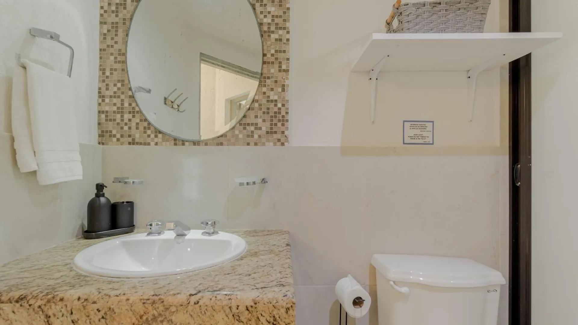 Chic Lagoon Front Villa By Casa Paraiso Cancun Apartment