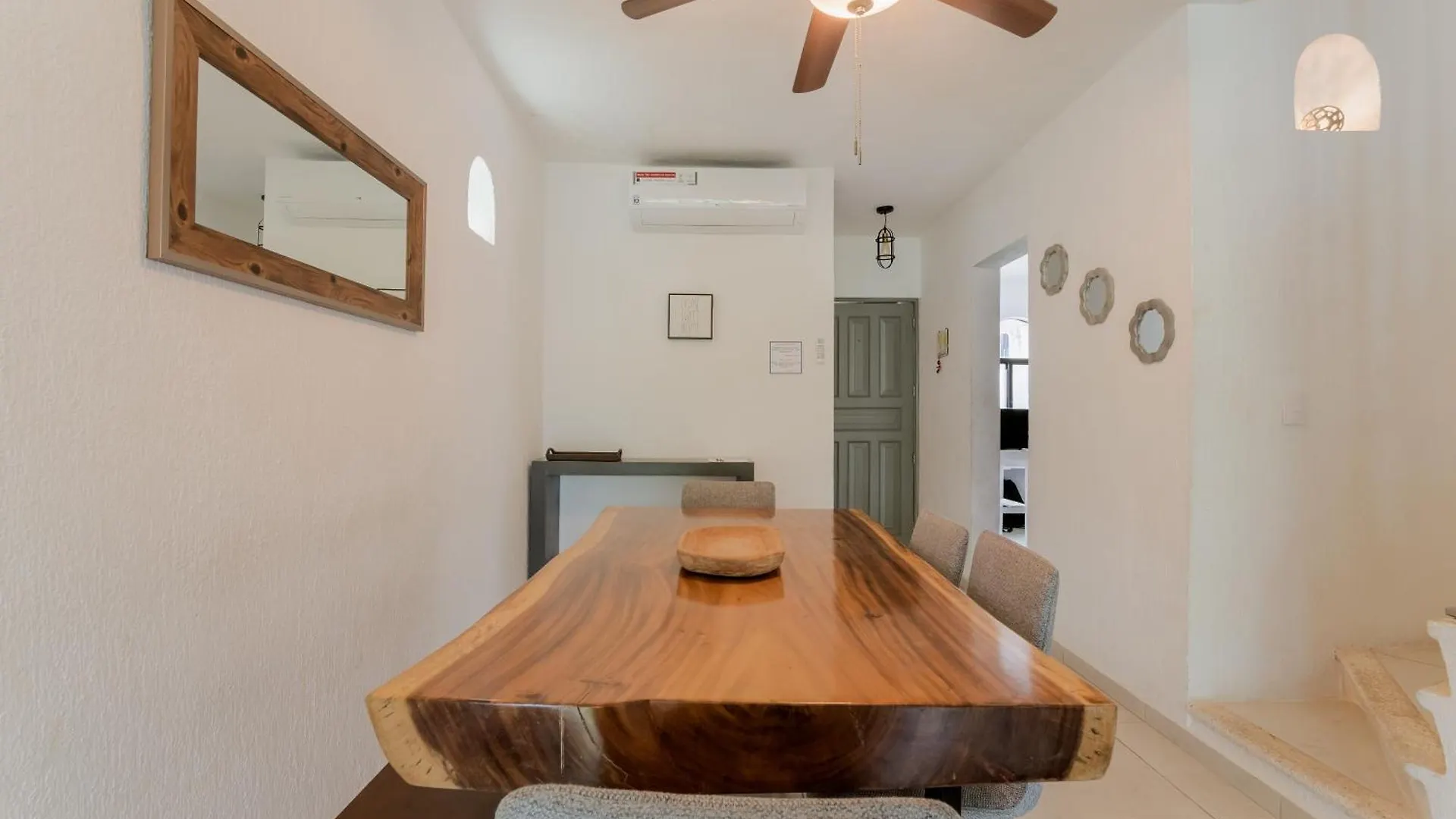 Chic Lagoon Front Villa By Casa Paraiso Cancun Apartment